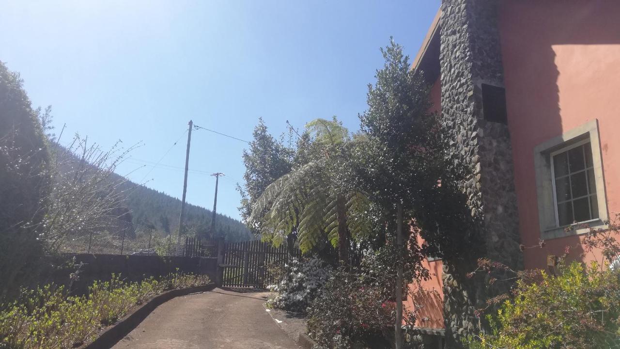 Chalet Pico Das Pedras Santana  Eksteriør billede